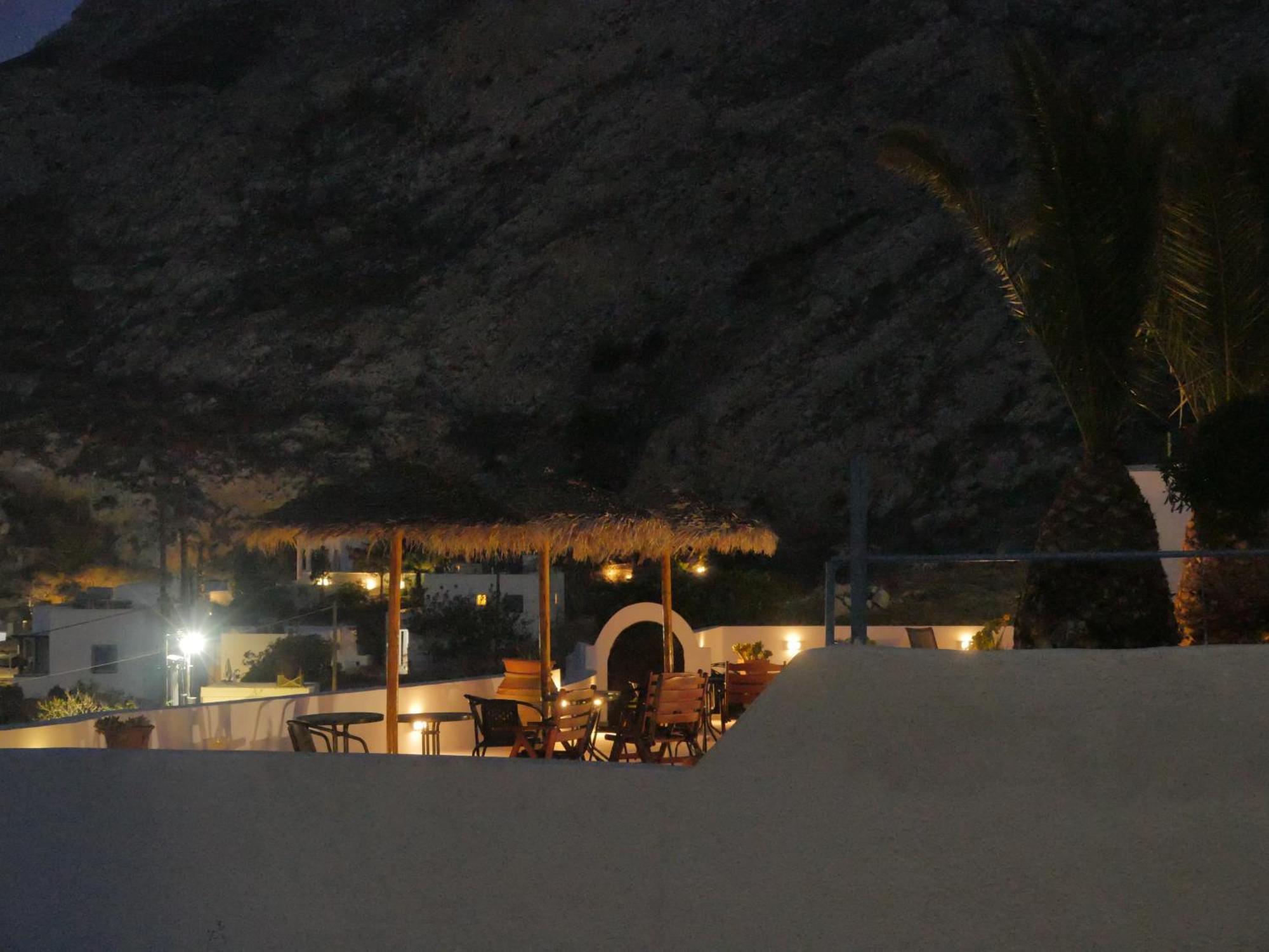 Ancient Thera Apartments Kamari  Exterior photo
