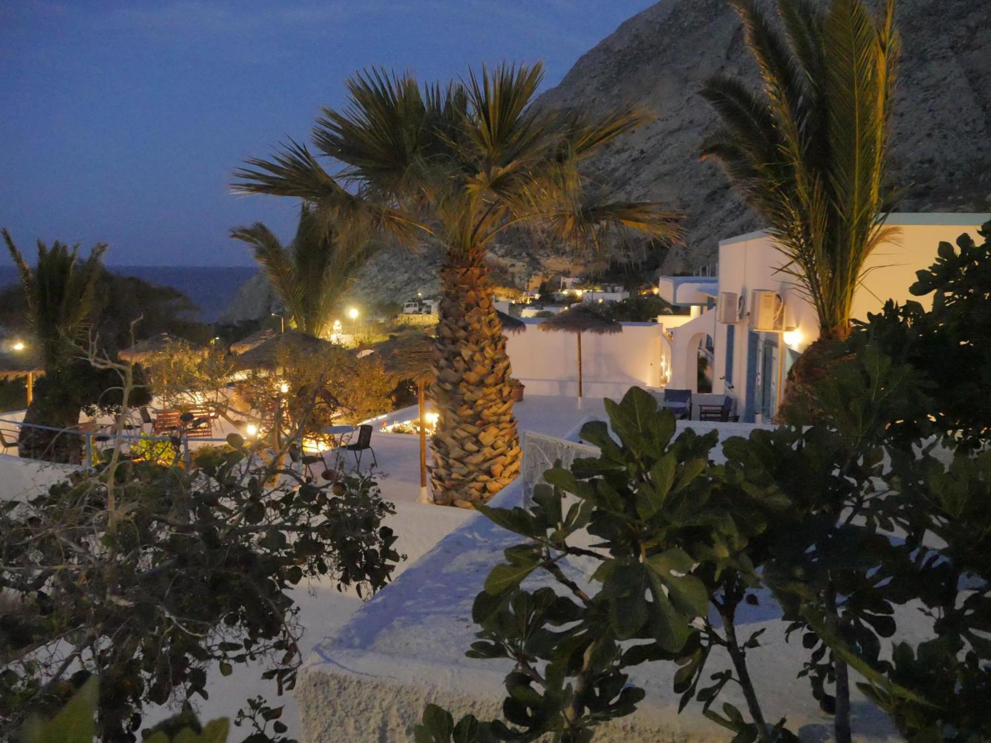 Ancient Thera Apartments Kamari  Exterior photo