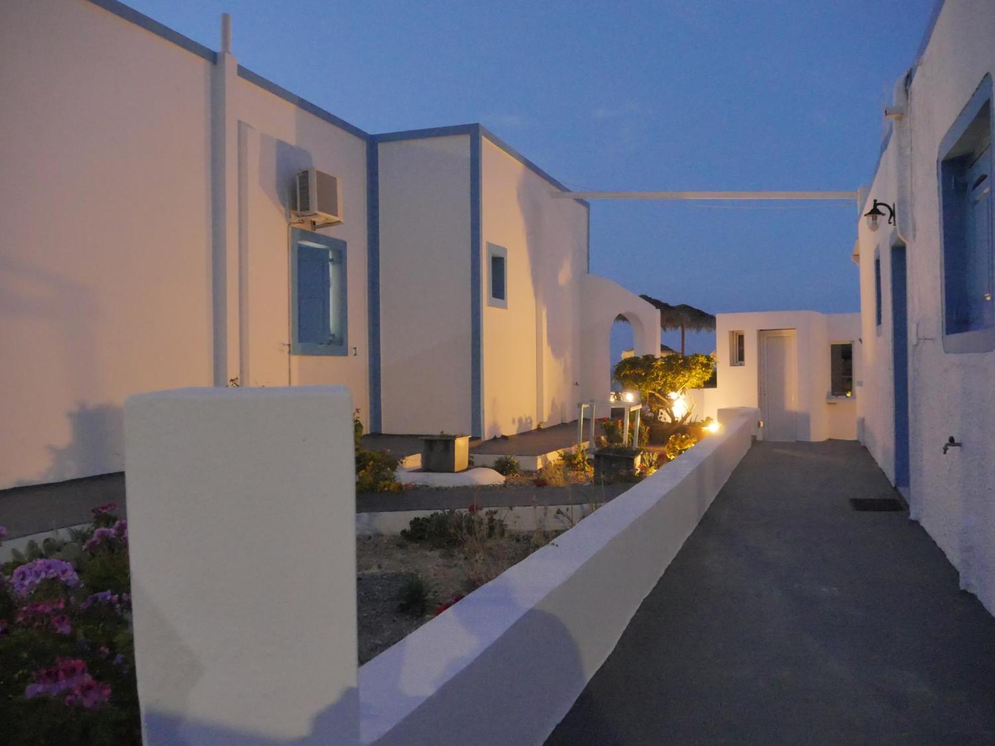 Ancient Thera Apartments Kamari  Exterior photo