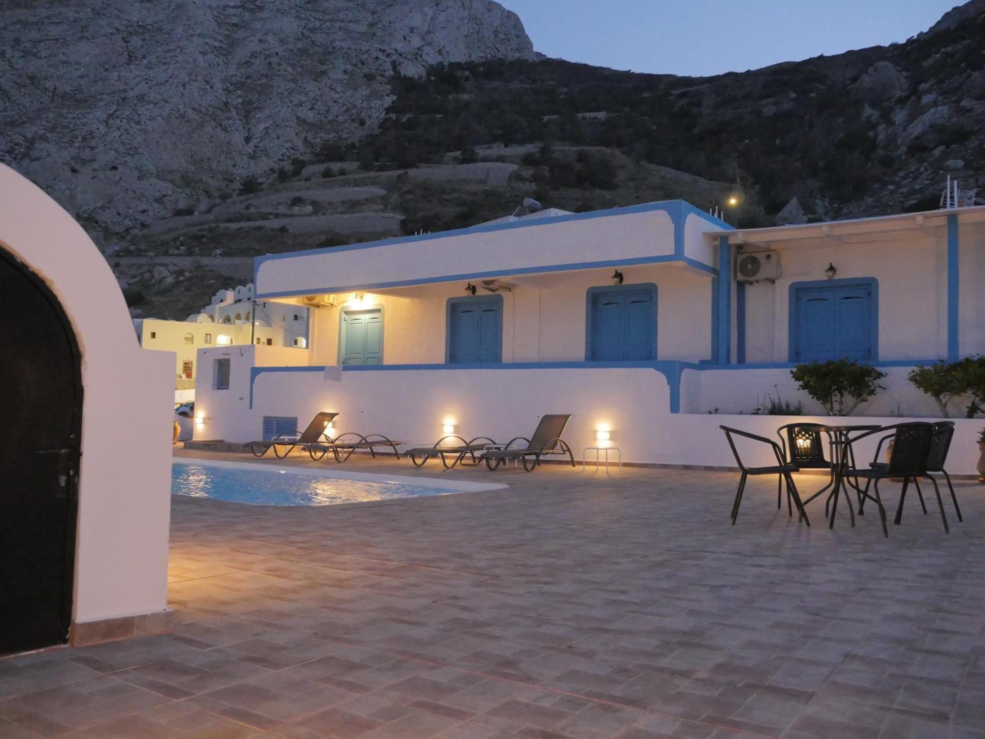 Ancient Thera Apartments Kamari  Exterior photo